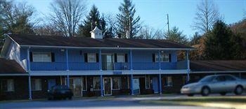 Colonial Inn Franklin2