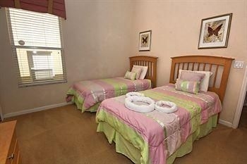 Vacation Homes Network3