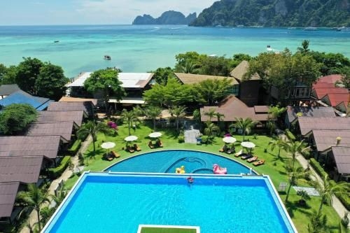 พีพี อันดามัน เลกาซี่ รีสอร์ต (Phi Phi Andaman Legacy Resort)1