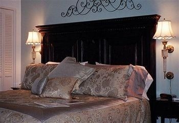 Vintage Inn Bed and Breakfast3