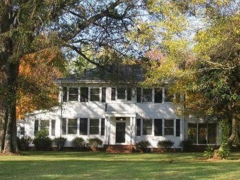 Vintage Inn Bed and Breakfast1