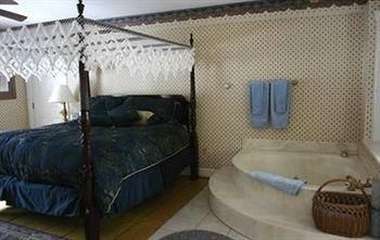 The Andrie Rose Inn1