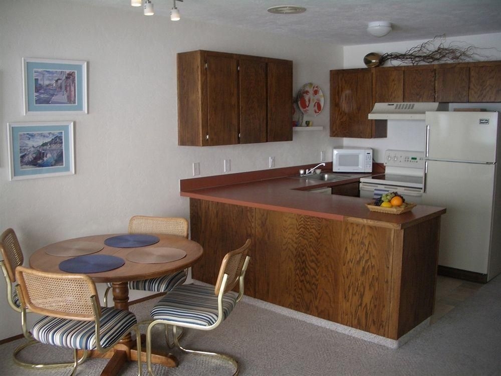 Nye Beach Condos At Pacific Crest4