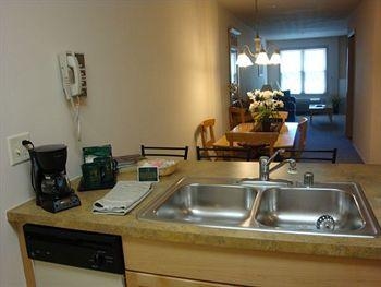 Mill Creek Hotel3