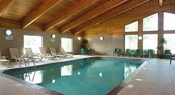 AMERICINN OWATONNA3