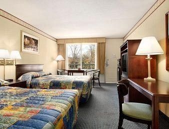Ramada New Hope4