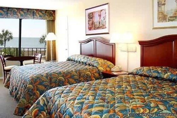 Cabana Shores Inn3