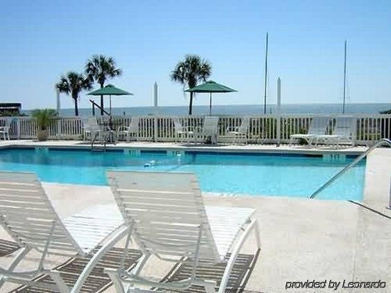 Cabana Shores Inn2