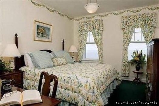 Emerson Inn By The Sea4