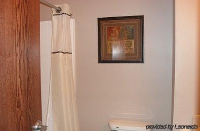 Bell's Extended Stay and Suites4
