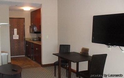Bell's Extended Stay and Suites0