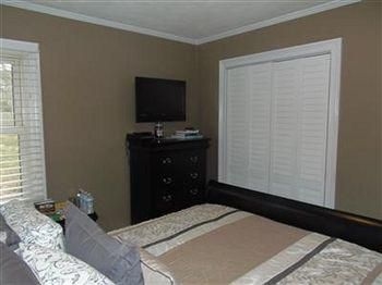 Cozy Southern Charm Bed and Breakfast4
