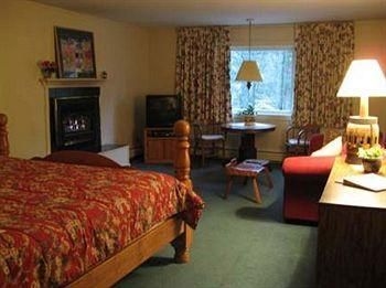 HOB KNOB INN AND RESTAURANT4