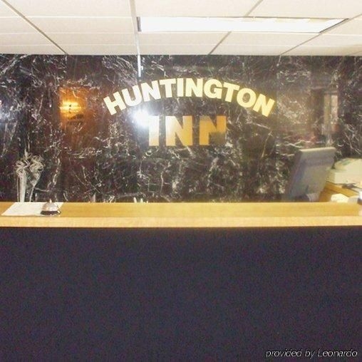 Huntington Inn2