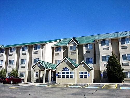 Motel 6 Bernalillo3