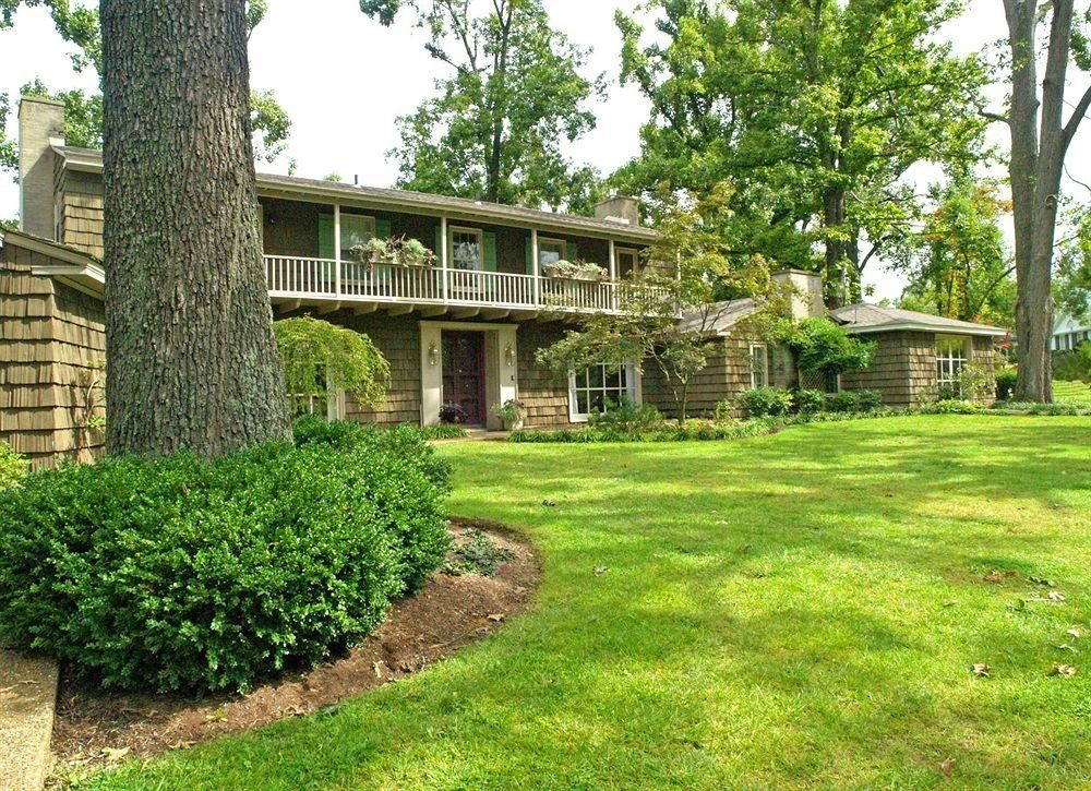 Ruby Lodge at Spring Lake Woods2