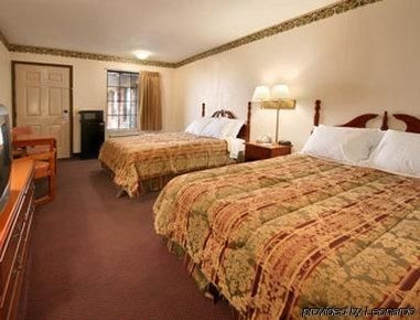 DAYS INN ERICK3