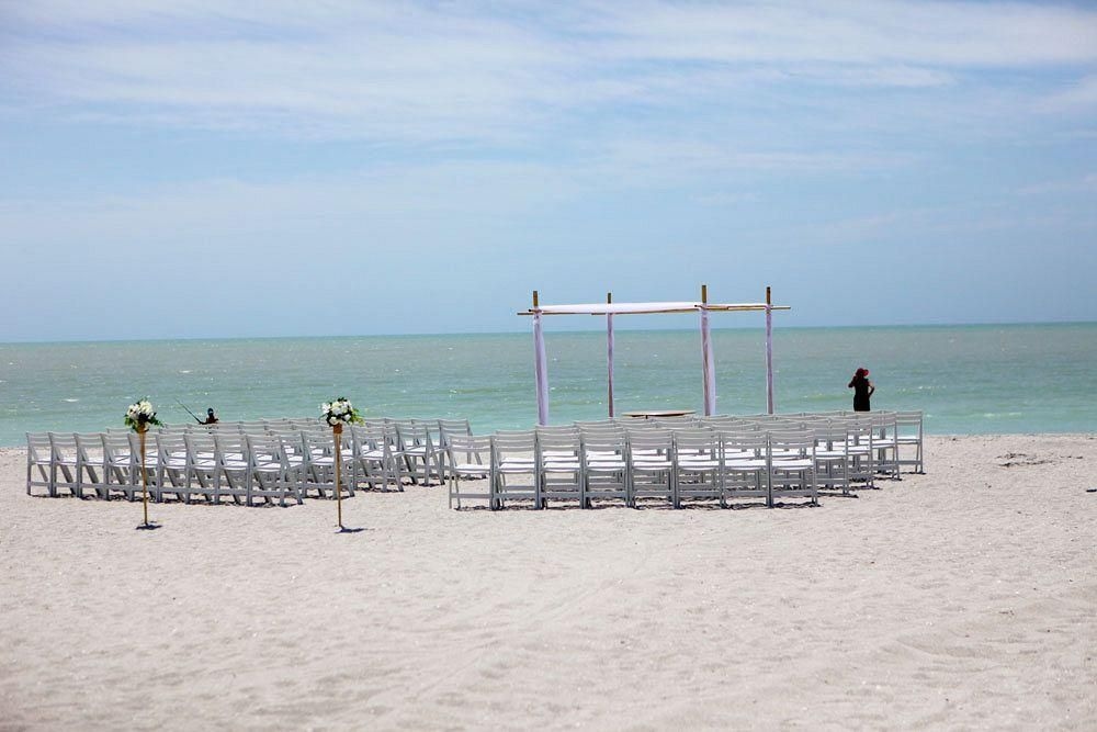 Beach Club of Marco3