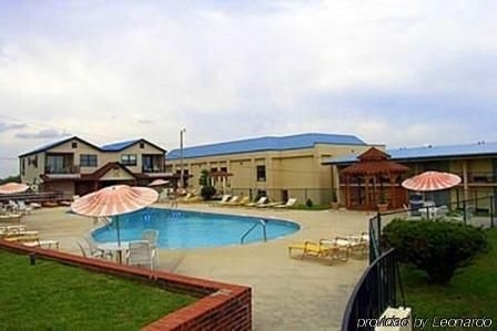 Alpine Lodge & Suites1
