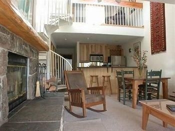 Stillwater Condominiums4