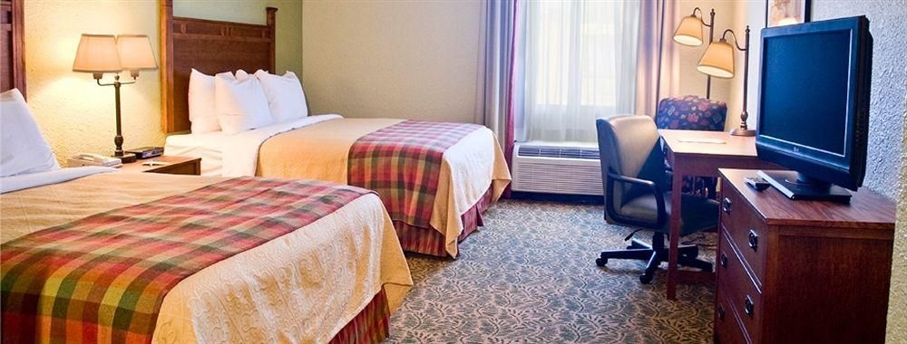 The Lodge at Gainesville4