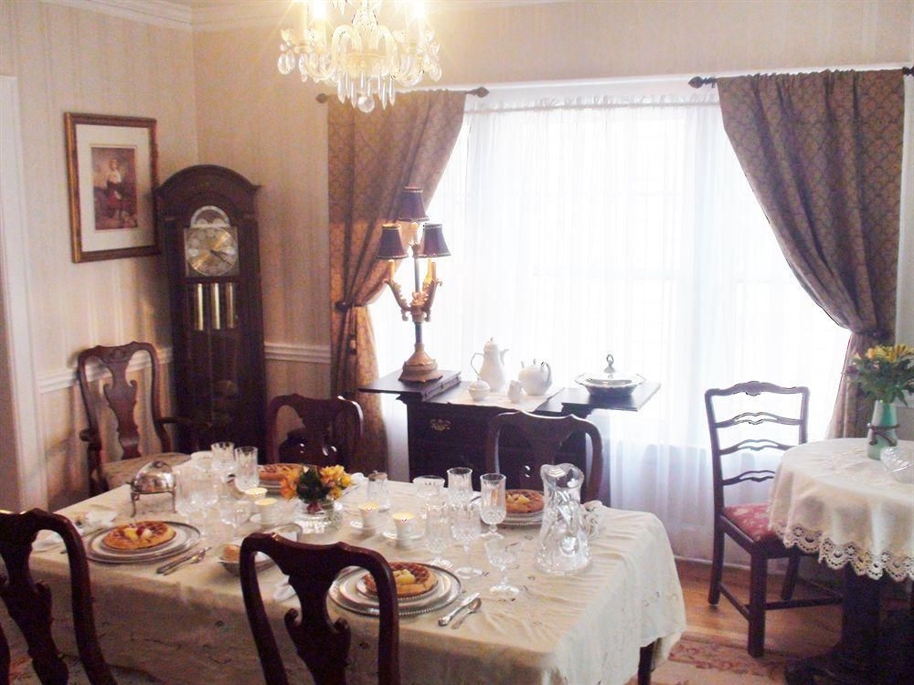 Barrington Manor Bed and Breakfast1