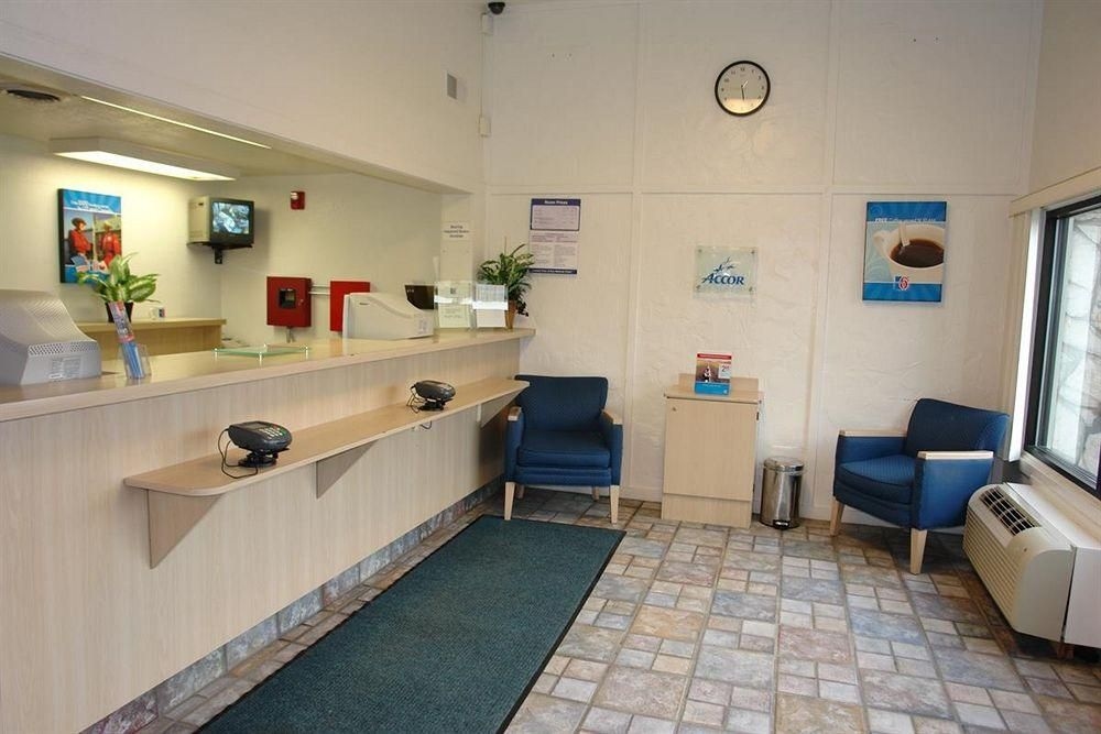 Motel 6 Baltimore West4
