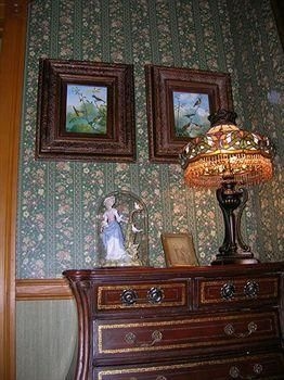 Isadoras Bed and Breakfast2