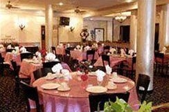 Crescent Hotel Kansas City South2