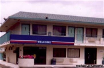 Motel 6 Merrillville1