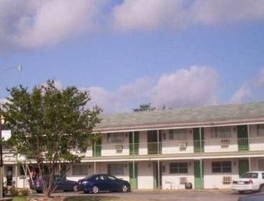 KNIGHTS INN GIDDINGS3