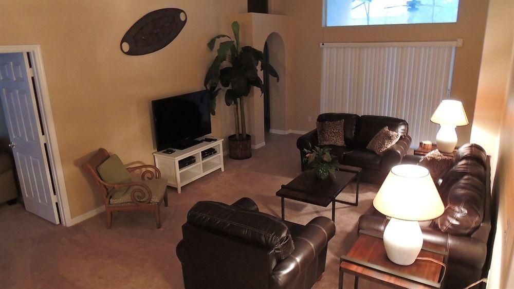 Loyalty Vacation Homes3