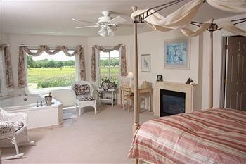 Brightwood Inn Country Inn0