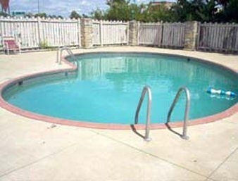 Knights Inn Indianapolis East1