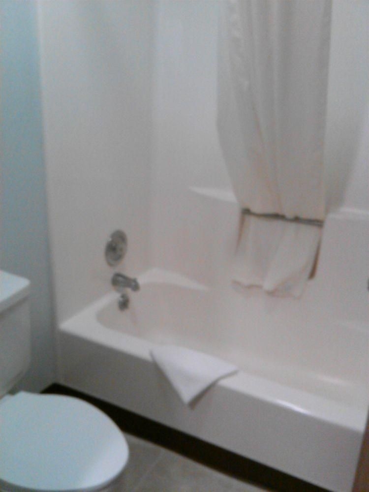 Luxury Inn0