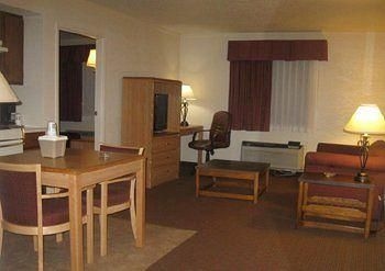 Craigs Inn Buffalo2