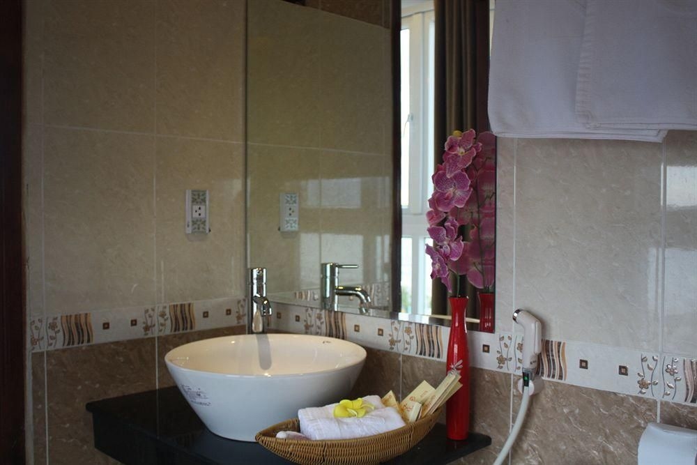Mango Hotel1