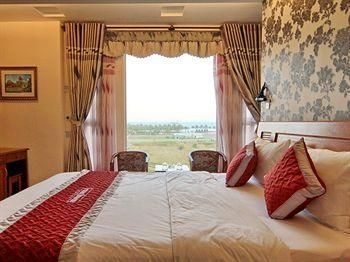 Trung Duong Da Nang Beach Hotel1