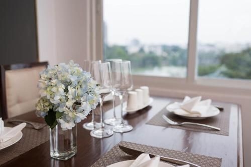 Hanoi Bonsella Hotel1