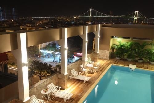 Stay Hotel0