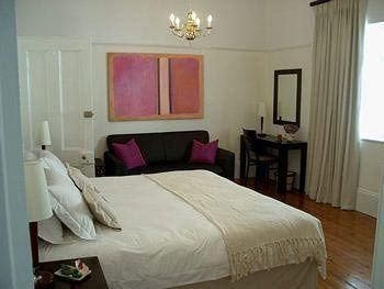 Urban Hip Hotels - The Vic2