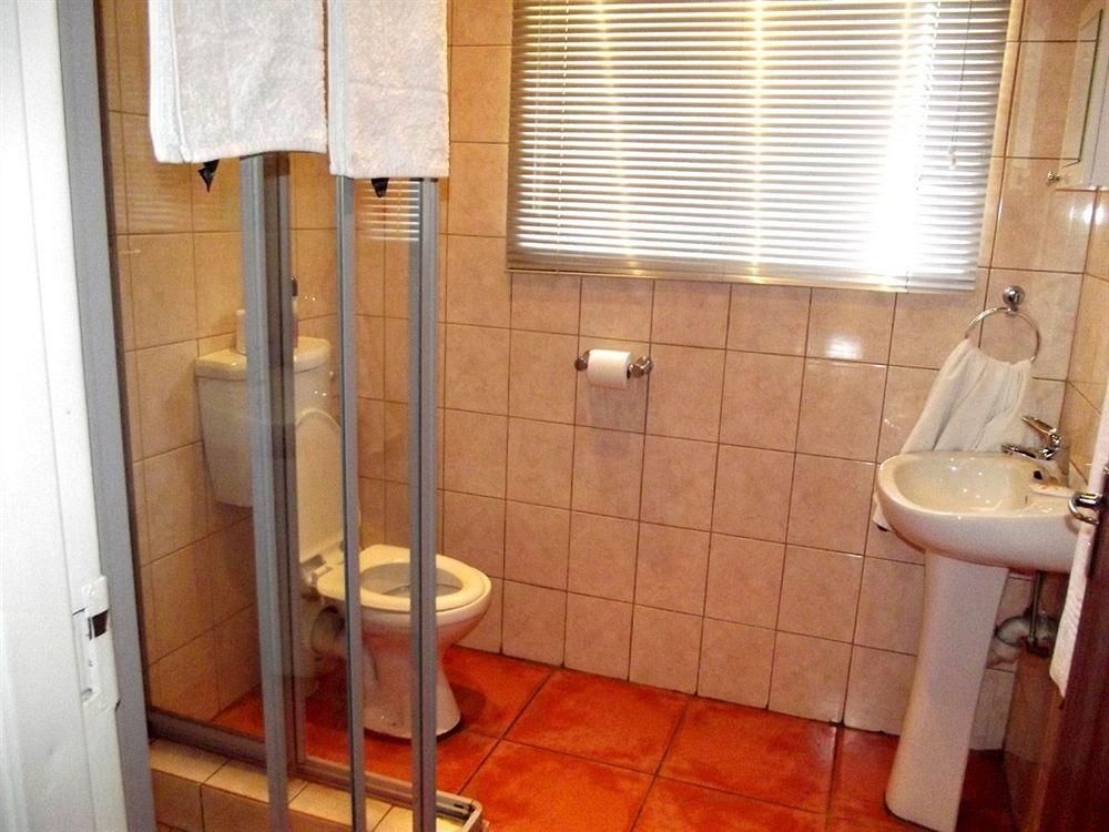 Sunbird Lodge - Guest House0