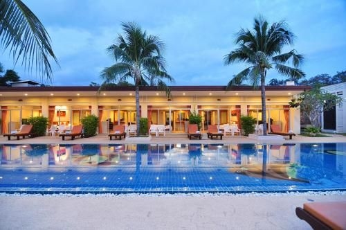 Phuket Sea Resort1
