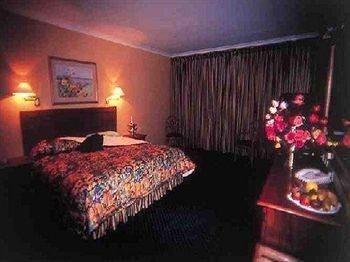 Protea Hotel The Ranch0