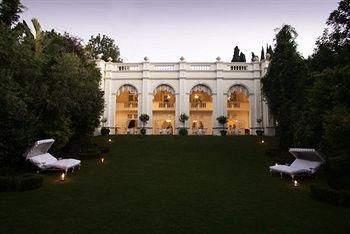 Illyria House2