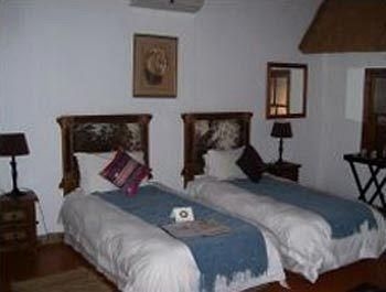 Hamilton Parks Country Lodge2