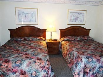 Scottish Inn Near the Falls and Casino2