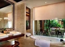 Royal Kamuela Villa and Spa2