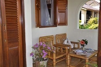 Meme Surung Homestay0
