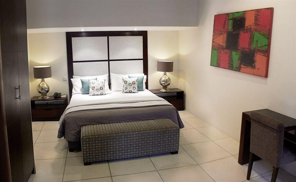 Ahimsa Estate0